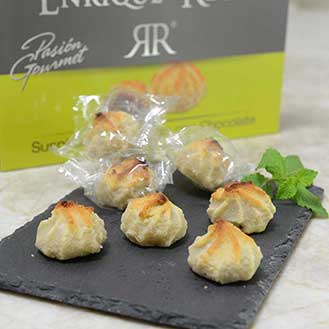 Marzipan Filled with Hazelnut Flavored Cocoa Cream Photo [2]