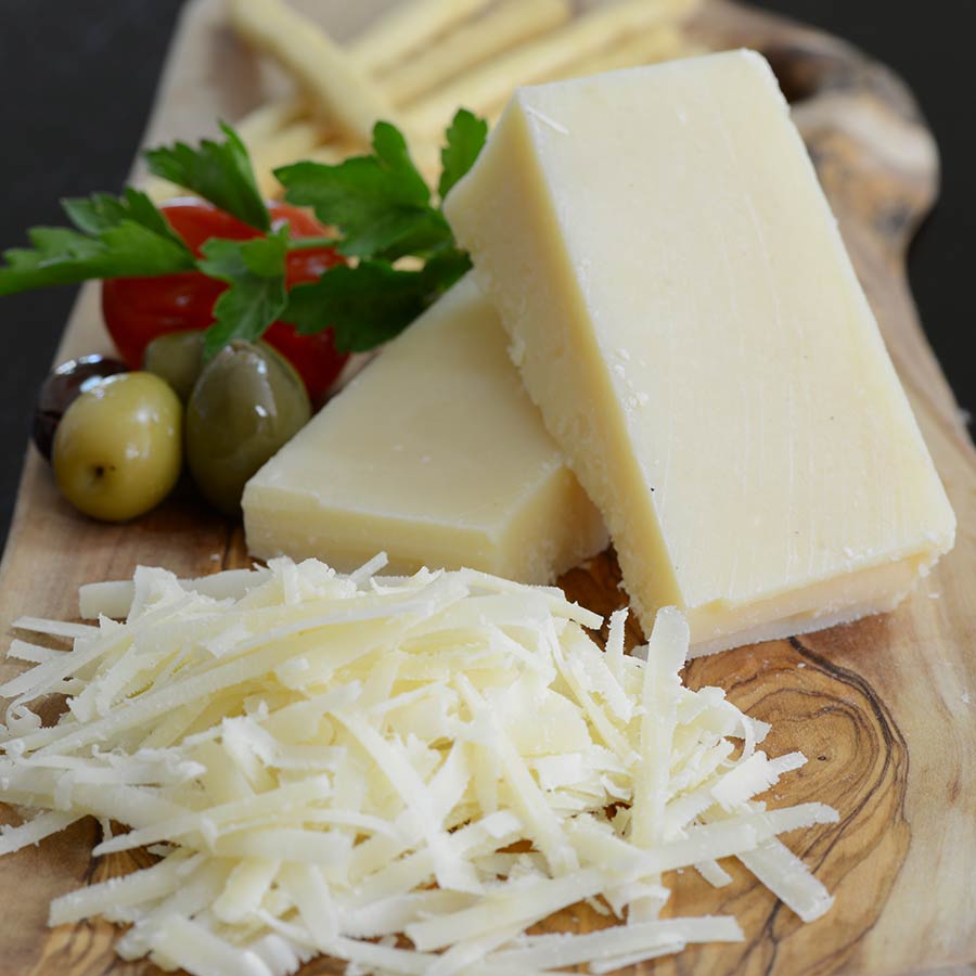 Whole Parmigiano Reggiano cheese Red Cows 24 months - Buy online